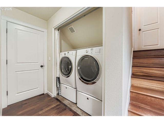 7912 Ne KLICKITAT St, Portland, OR 97213