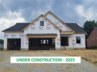 778 Fair Vista Circle SW, Hartville, OH 44632