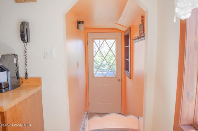 689 Old Road, Windham, NY 12496