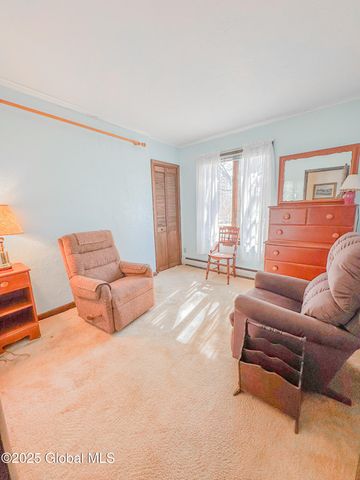 689 Old Road, Windham, NY 12496