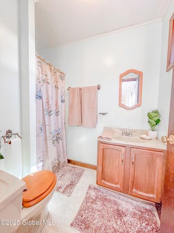 689 Old Road, Windham, NY 12496