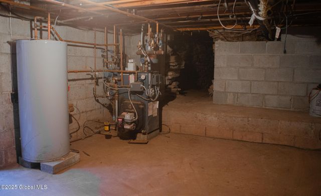 689 Old Road, Windham, NY 12496