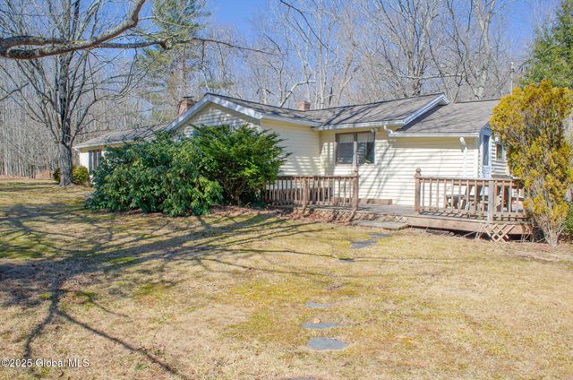 689 Old Road, Windham, NY 12496