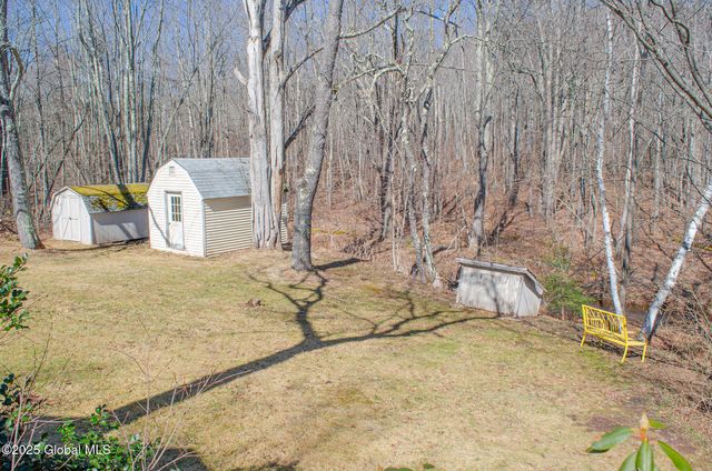 689 Old Road, Windham, NY 12496