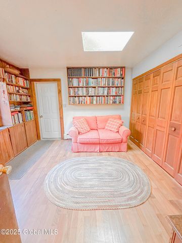 689 Old Road, Windham, NY 12496