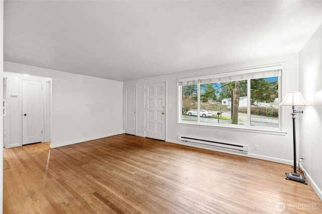 11469 37th Avenue SW, Seattle, WA 98146