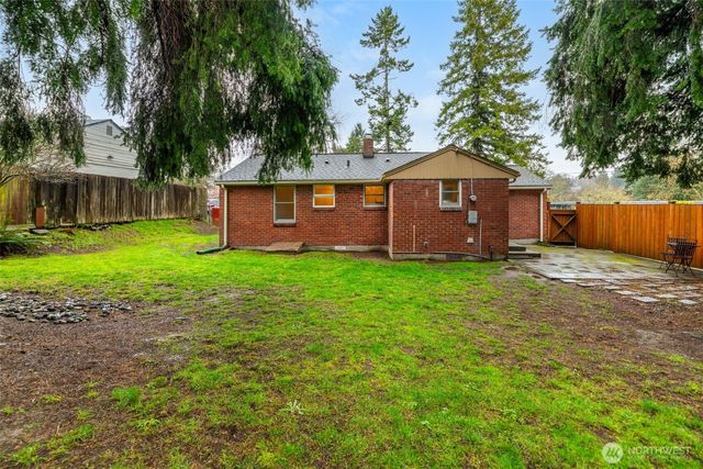 11469 37th Avenue SW, Seattle, WA 98146