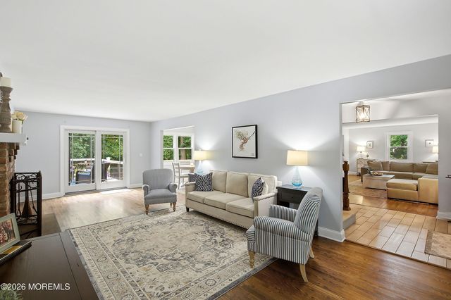 86 Knollwood Drive, Tinton Falls, NJ 07724