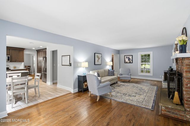86 Knollwood Drive, Tinton Falls, NJ 07724