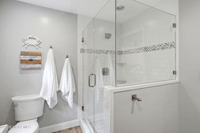86 Knollwood Drive, Tinton Falls, NJ 07724