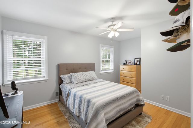 86 Knollwood Drive, Tinton Falls, NJ 07724