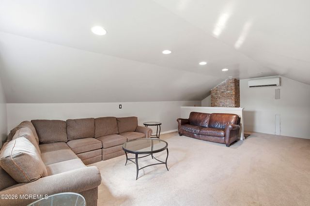 86 Knollwood Drive, Tinton Falls, NJ 07724
