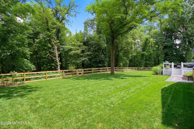 86 Knollwood Drive, Tinton Falls, NJ 07724