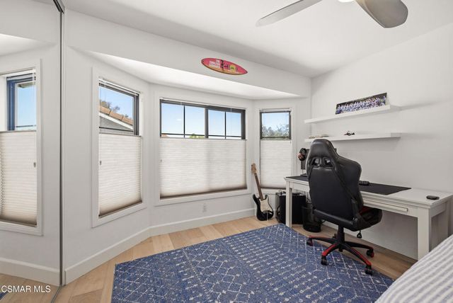 29455 Fountainwood Street, Agoura Hills, CA 91301