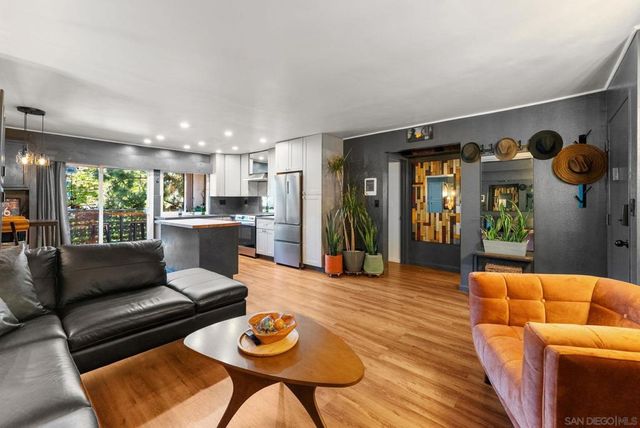 7838 Cowles Mountain Ct C33, San Diego, CA 92119