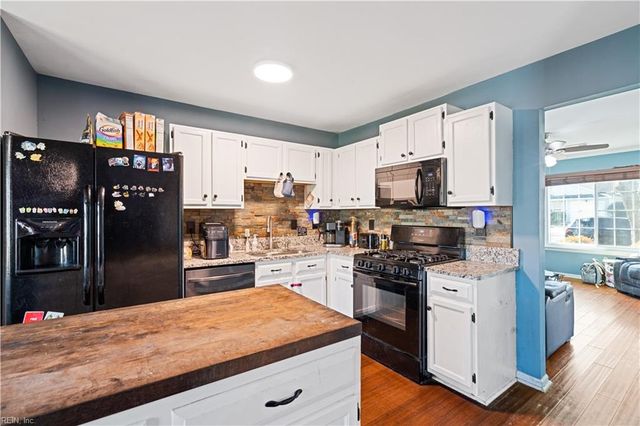 508 Kemp LNDG, Suffolk, VA 23434