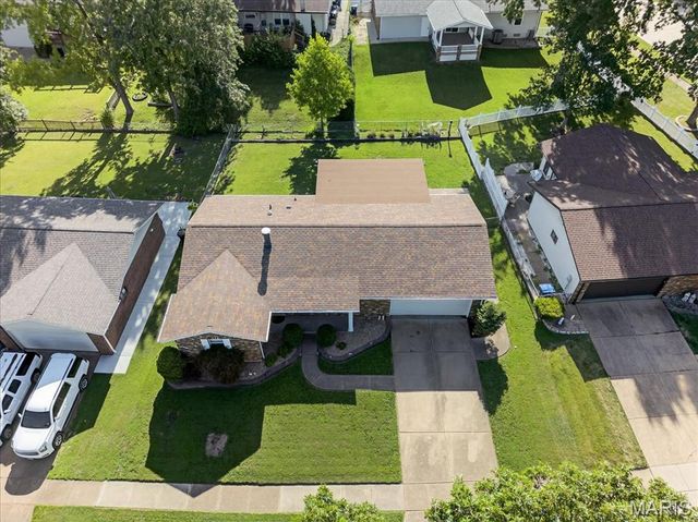 5709 Chatport Road, St Louis, MO 63129