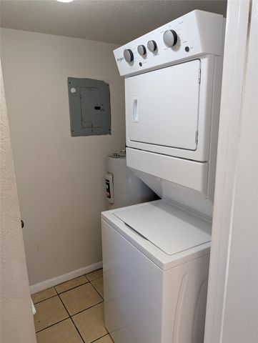 7800 Northcrest BLVD 204, Austin, TX 78752