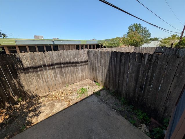 7800 Northcrest BLVD 204, Austin, TX 78752