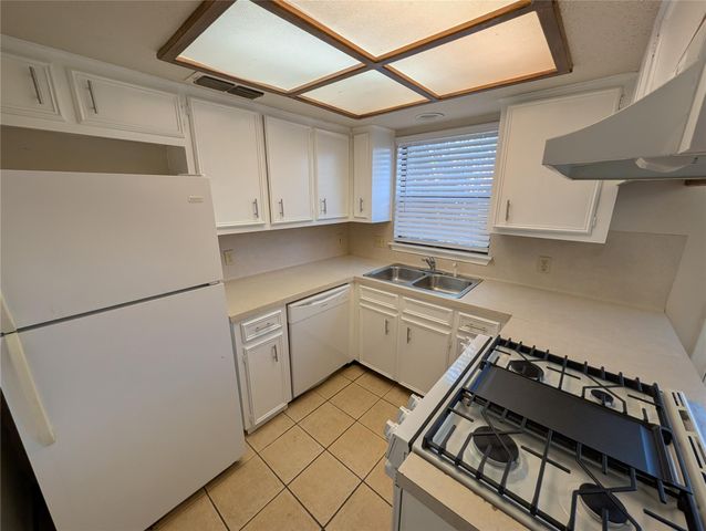 7800 Northcrest BLVD 204, Austin, TX 78752