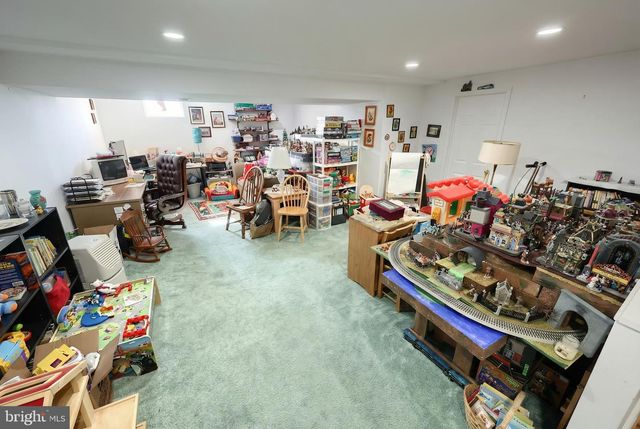 39 SPRING HILL LN, Mountville, PA 17554