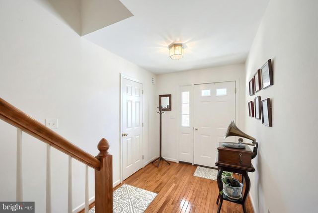 39 SPRING HILL LN, Mountville, PA 17554