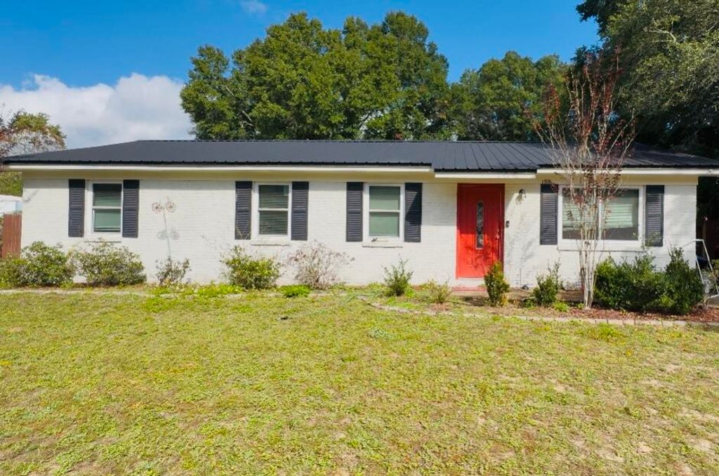 108 Oglesby Avenue, Crestview, FL 32536