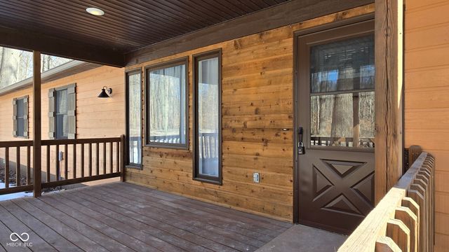 3747 Smith Road, Nashville, IN 47448