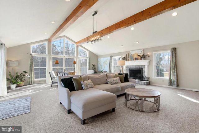 17 BUGLE CALL PATH, Gettysburg, PA 17325