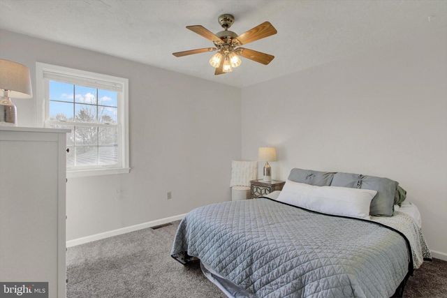 17 BUGLE CALL PATH, Gettysburg, PA 17325