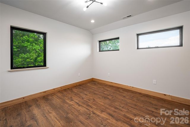 19 Ginger Spice Trail, Weaverville, NC 28787