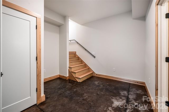 19 Ginger Spice Trail, Weaverville, NC 28787