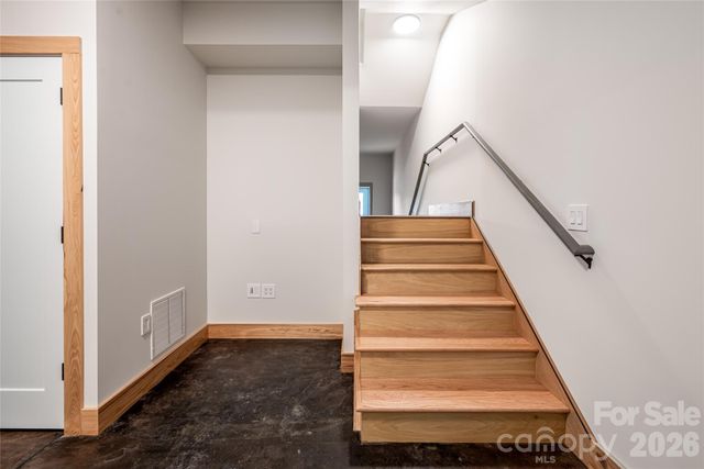 19 Ginger Spice Trail, Weaverville, NC 28787