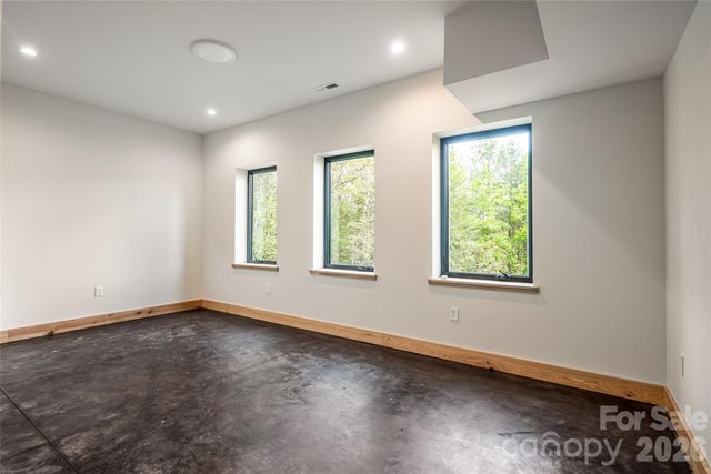 19 Ginger Spice Trail, Weaverville, NC 28787
