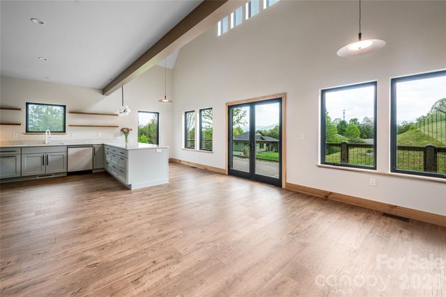 19 Ginger Spice Trail, Weaverville, NC 28787