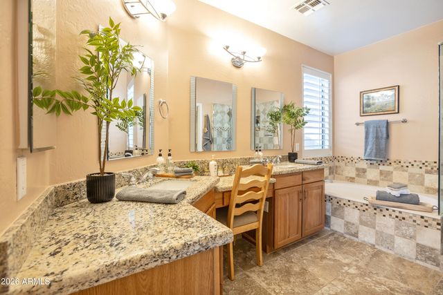 1715 E KENWOOD Street, Mesa, AZ 85203