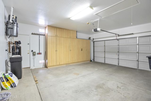 1715 E KENWOOD Street, Mesa, AZ 85203