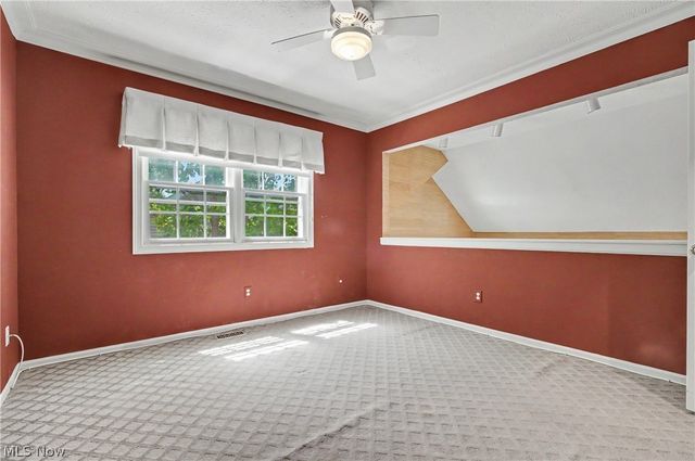 1565 Windrow Lane, Broadview Heights, OH 44147