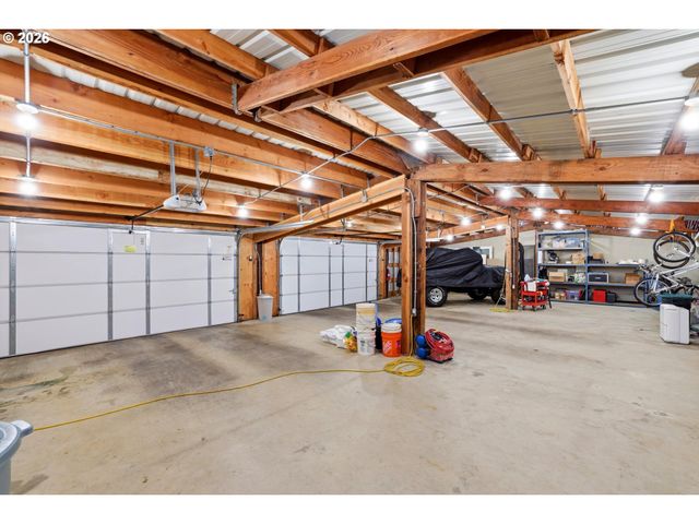 16900 Sw MCFEE Pl, Hillsboro, OR 97123