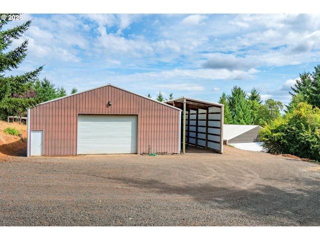16900 Sw MCFEE Pl, Hillsboro, OR 97123