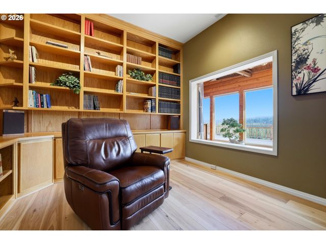 16900 Sw MCFEE Pl, Hillsboro, OR 97123