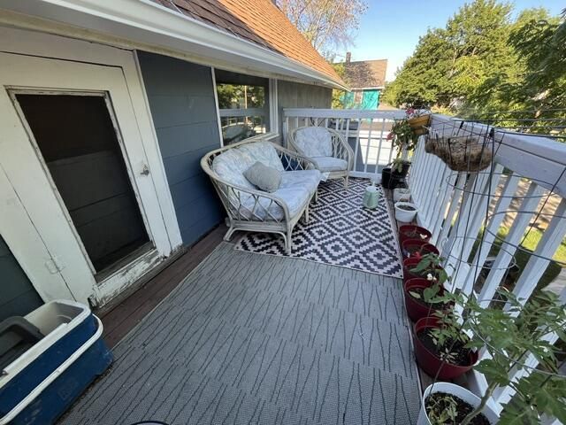 801 Oakland AVENUE, Waukesha, WI 53186
