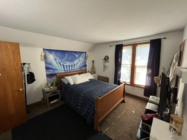 801 Oakland AVENUE, Waukesha, WI 53186