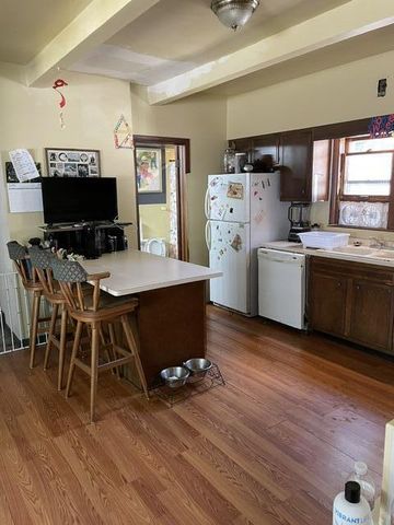 801 Oakland AVENUE, Waukesha, WI 53186