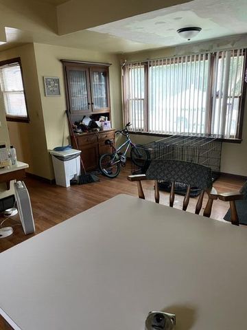 801 Oakland AVENUE, Waukesha, WI 53186