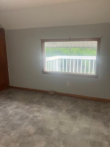 801 Oakland AVENUE, Waukesha, WI 53186