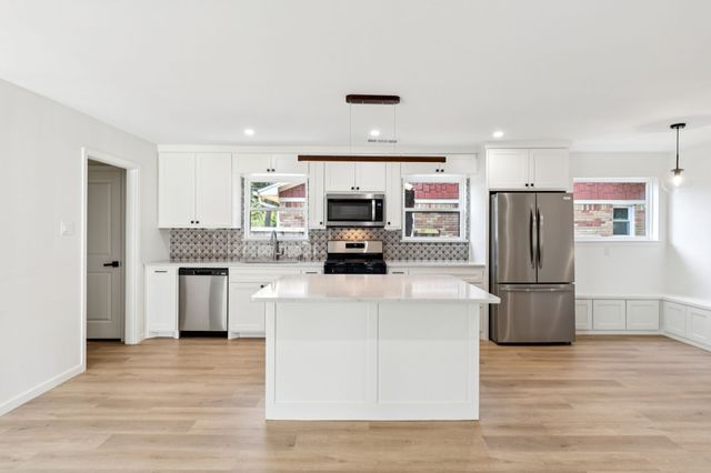 8566 Sweetwood Drive, Dallas, TX 75228