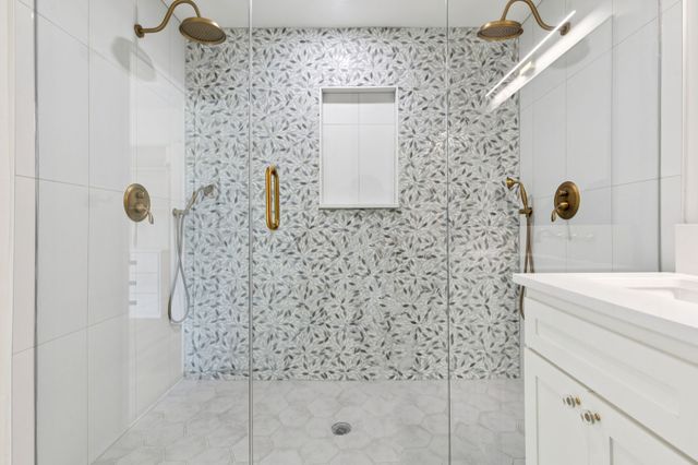 8566 Sweetwood Drive, Dallas, TX 75228