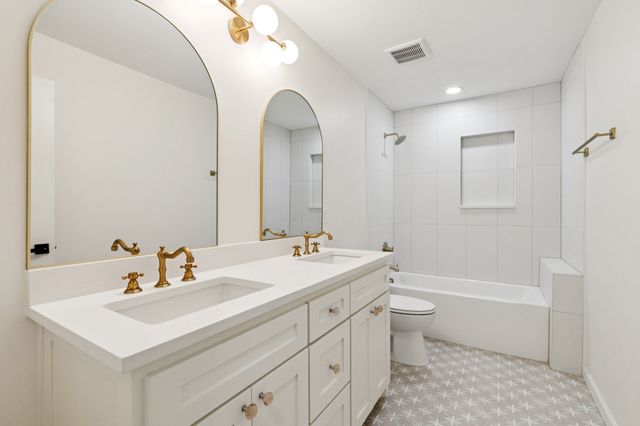 8566 Sweetwood Drive, Dallas, TX 75228