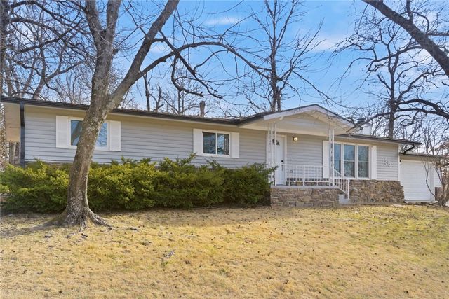 35 Kensington Drive, Bella Vista, AR 72715